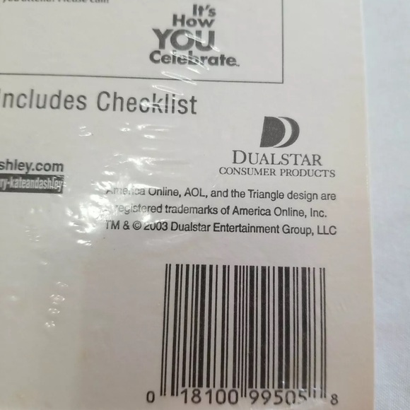 VTG MARY KATE & ASHLEY IN ACTION TABLE CLOTH AND WITH 2003 3XPACKS(24 COUNT) - Picture 5 of 9